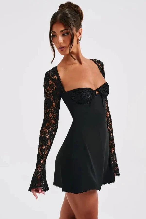 Louise | Lace Charm