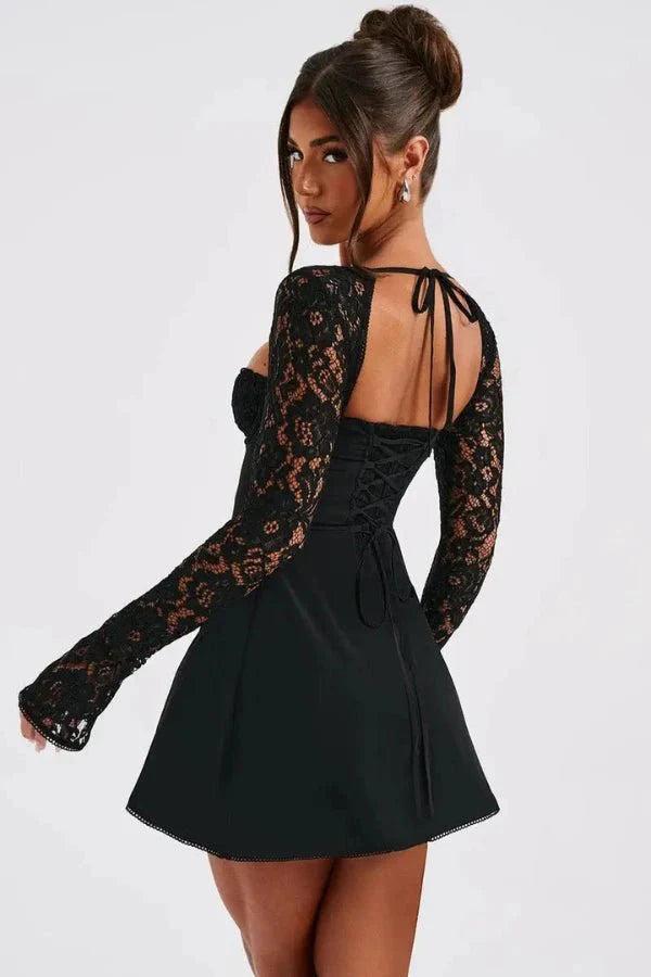 Louise | Lace Charm
