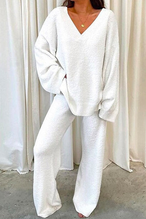 Emerson | Women's V-Neck Sweater & Wide-Leg Pant Set