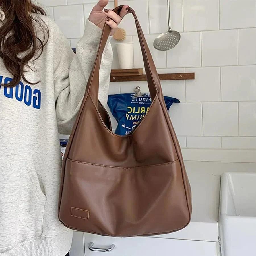Erin | Akari Hobo Bag