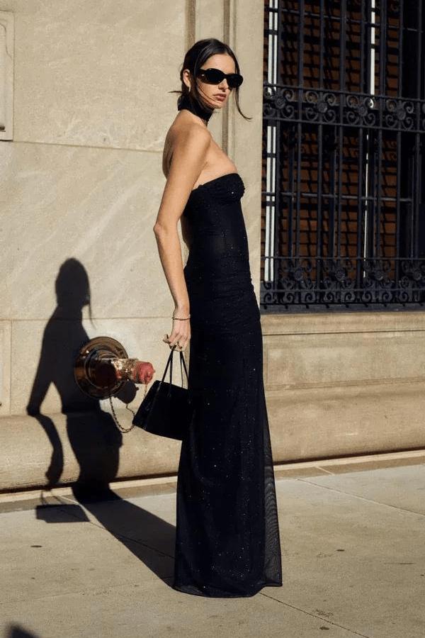 Isabela | Strapless Sparkly Gown