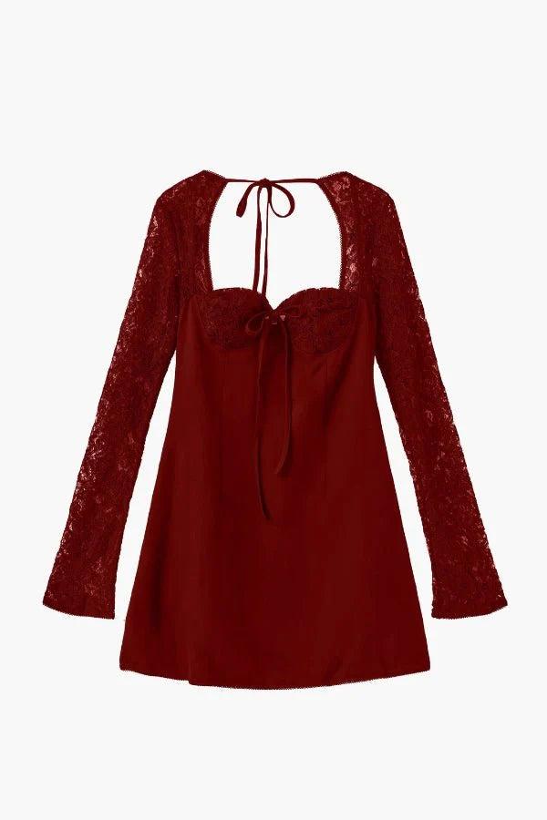 Louise | Lace Charm