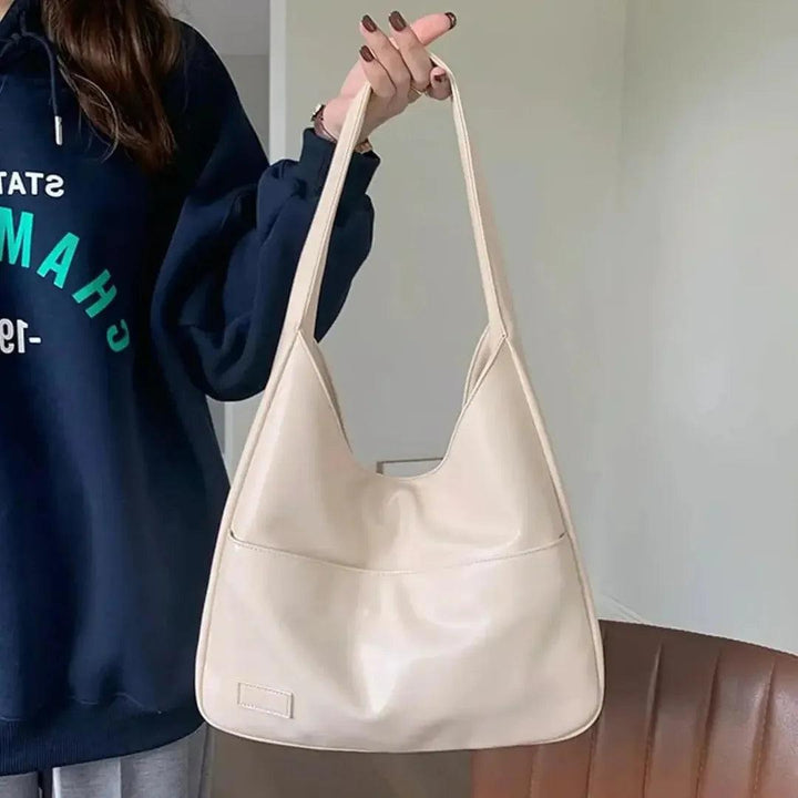 Erin | Akari Hobo Bag
