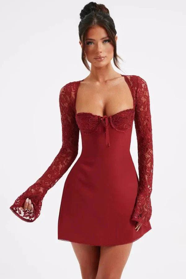 Louise | Lace Charm