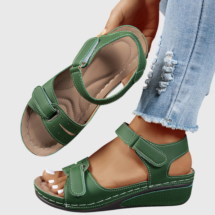 Crystal | Comfortable Flat Sandals