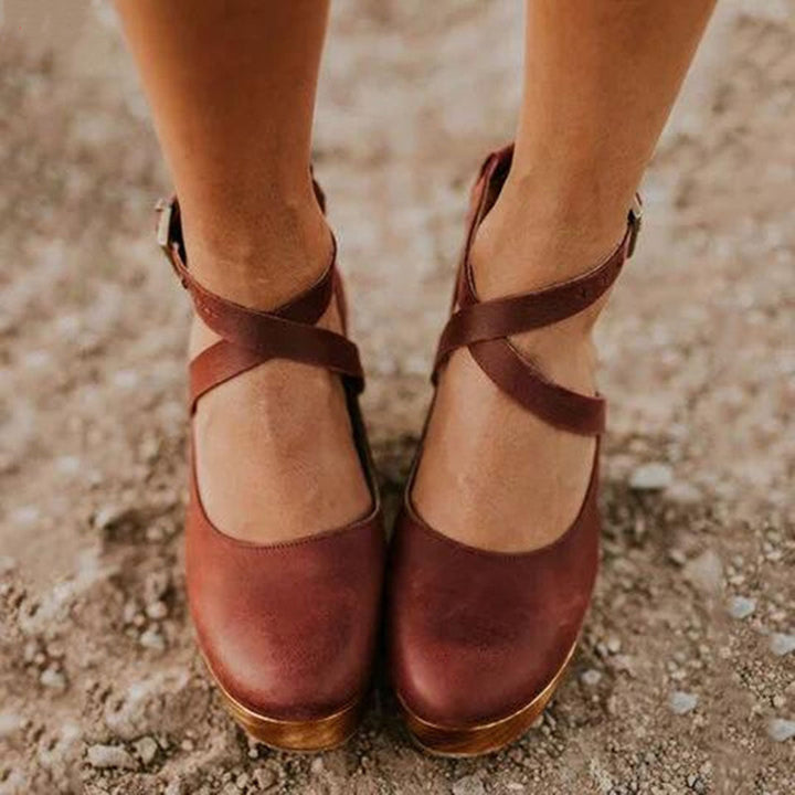 Teresa | Elegant Wedge Heels with Closed Toe & Ankle Strap