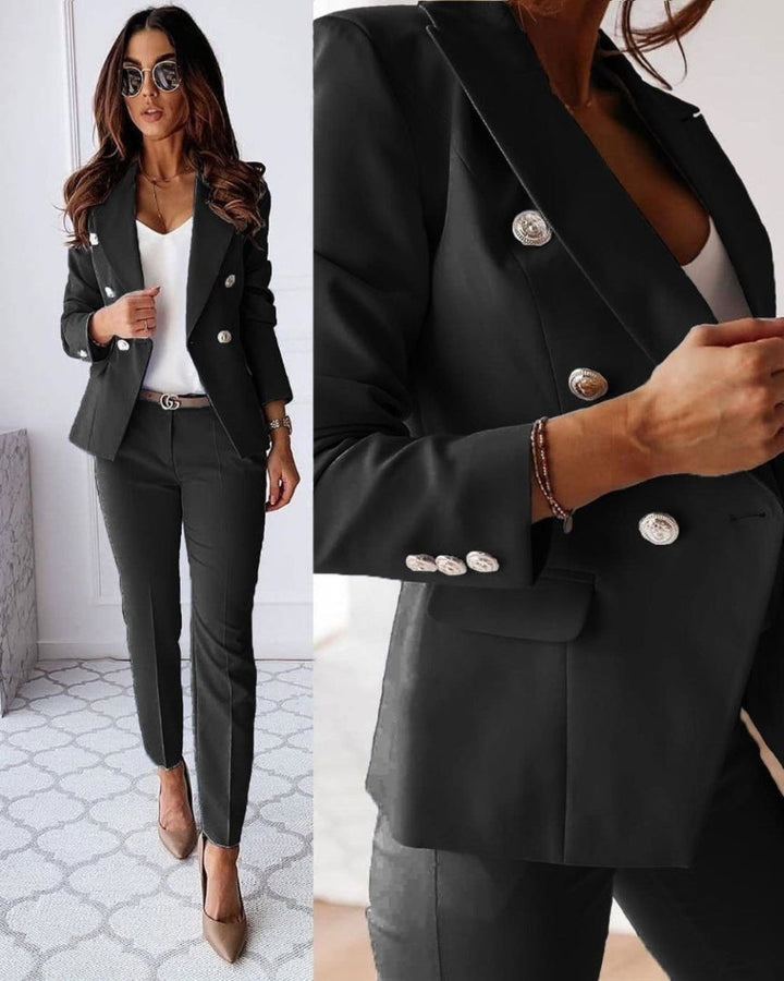 Chloe | Women's Slim Fit Double-Breasted Suit with Buttons