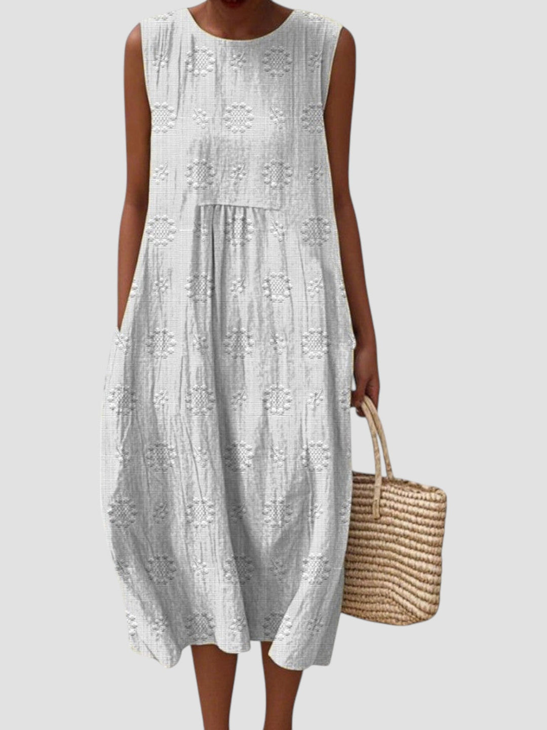 Bonnie | Embroidered Sleeveless Midi Dress