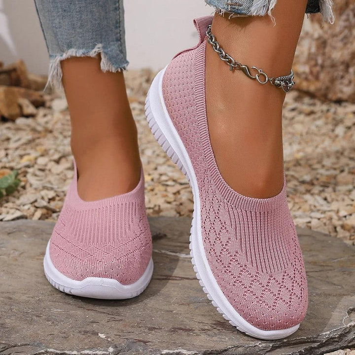 Nadia | Knit Upper Closed Toe Shoes