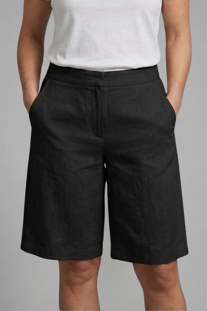 Hollis | Women’s Classic Shorts