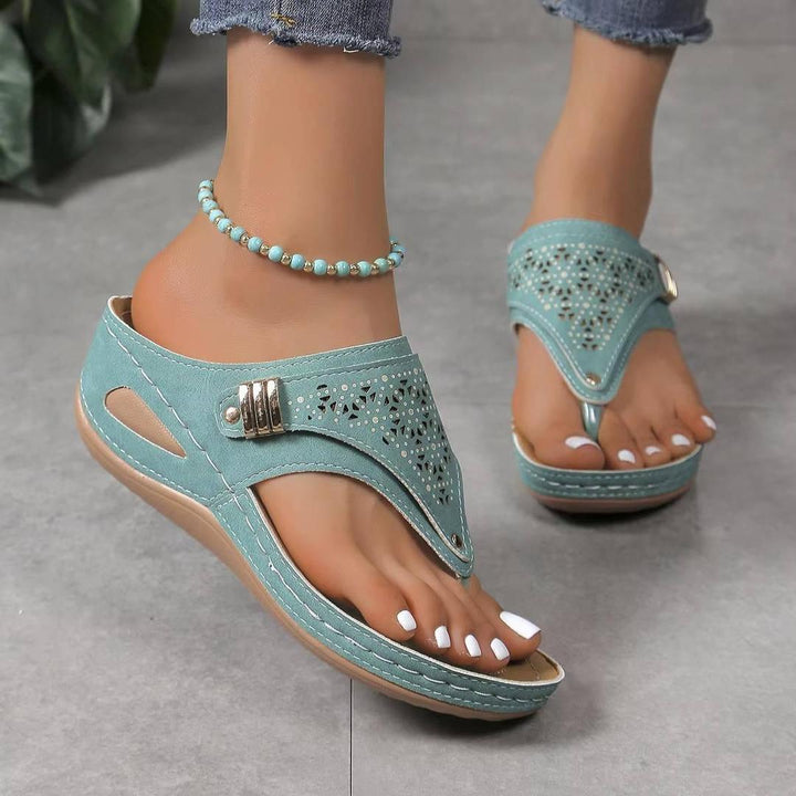 Lyra | Women’s Adjustable Walking Sandals