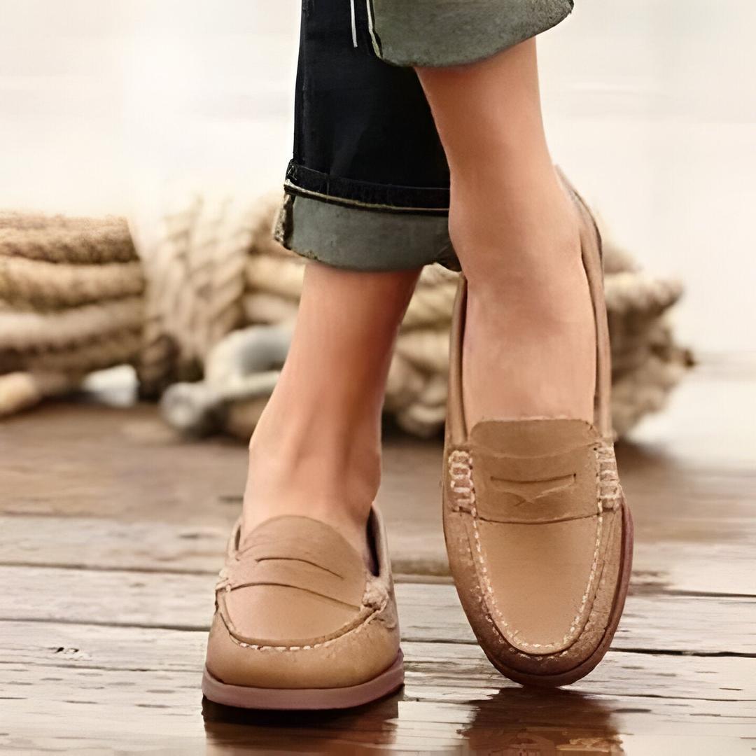 Avery | Women’s Vintage Slip-On Loafers
