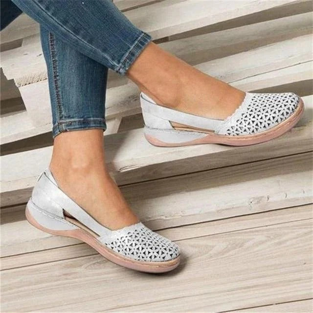 Cleo | Women’s Wide-Toe Casual Flats