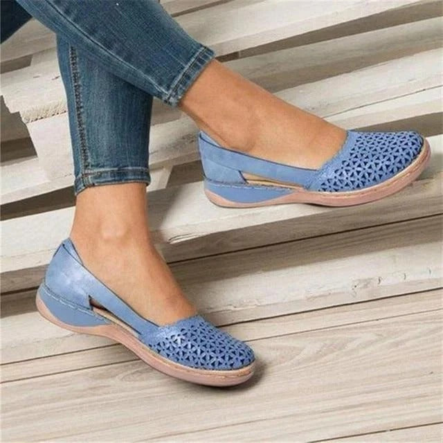 Cleo | Women’s Wide-Toe Casual Flats